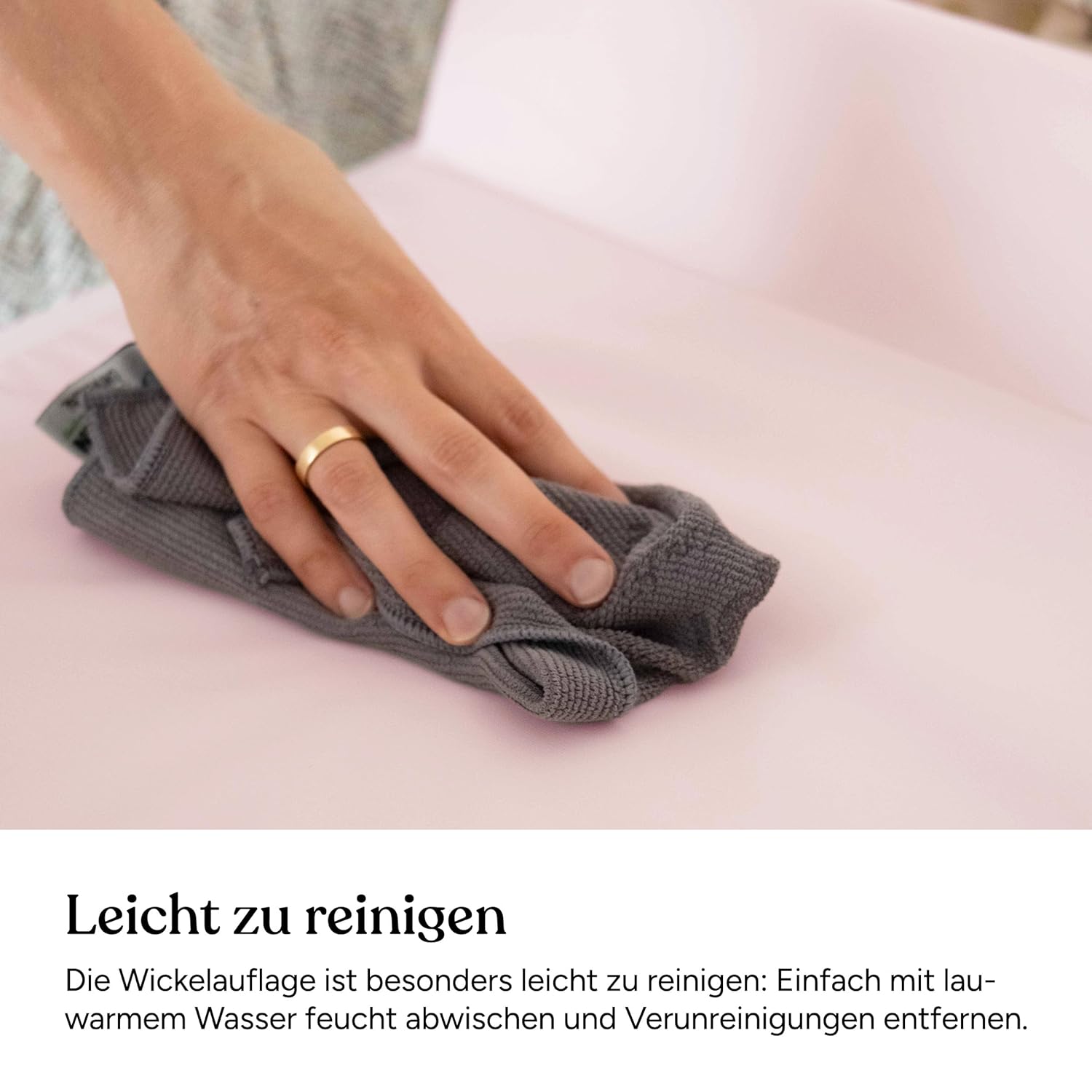 Ehrenkind® Abwaschbare Wickelauflage mit Keil - Hygienisch, Sicher und Vielseitig in Hellblau | Wickelauflage 50x70 | Wickelunterlage | Wickeltischauflage abwaschbar – Bild 7
