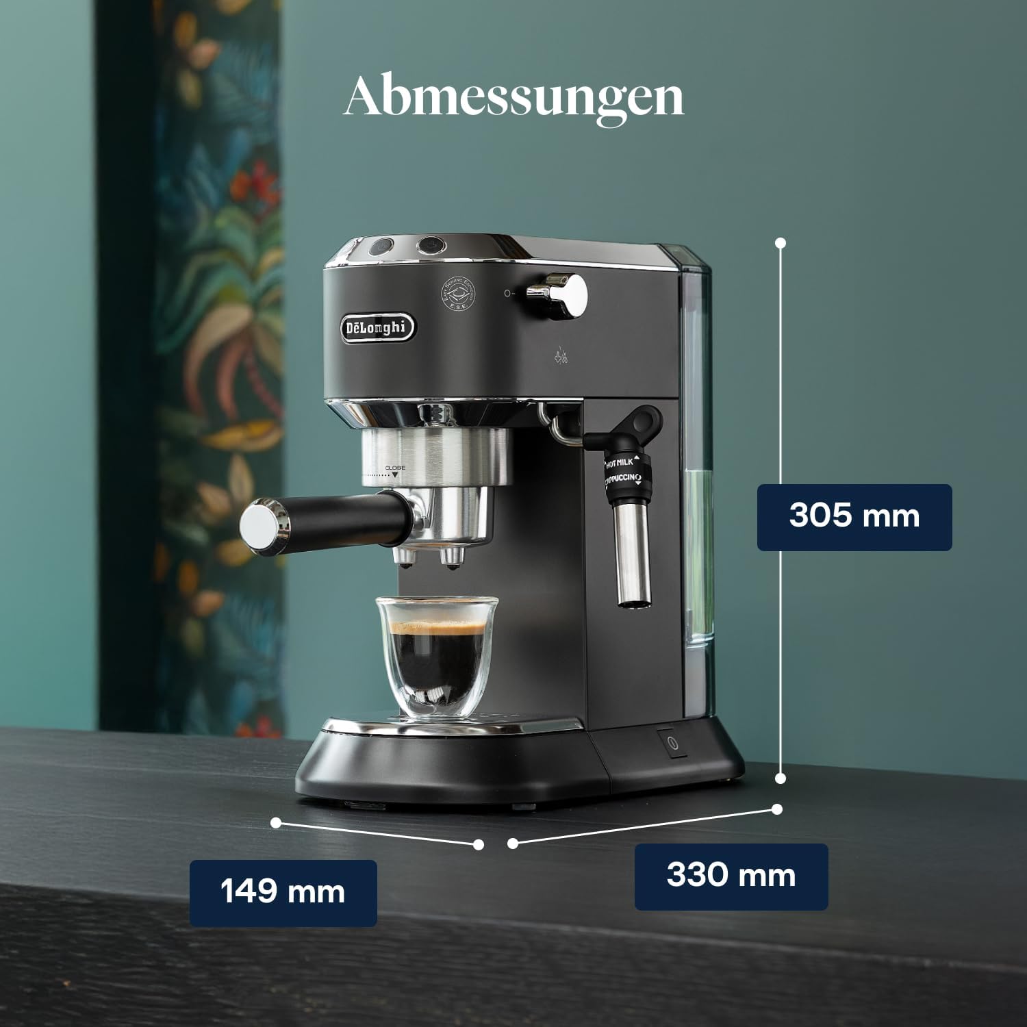 De'Longhi Dedica Style - Perfetto Kompakte Siebträgermaschine Espressomaschine mit Tasten, manuellem Milchaufschäumer für Espresso und Cappuccino, ESE Pad geeignet, 15cm breit, Schwarz (EC685.BK) – Bild 9