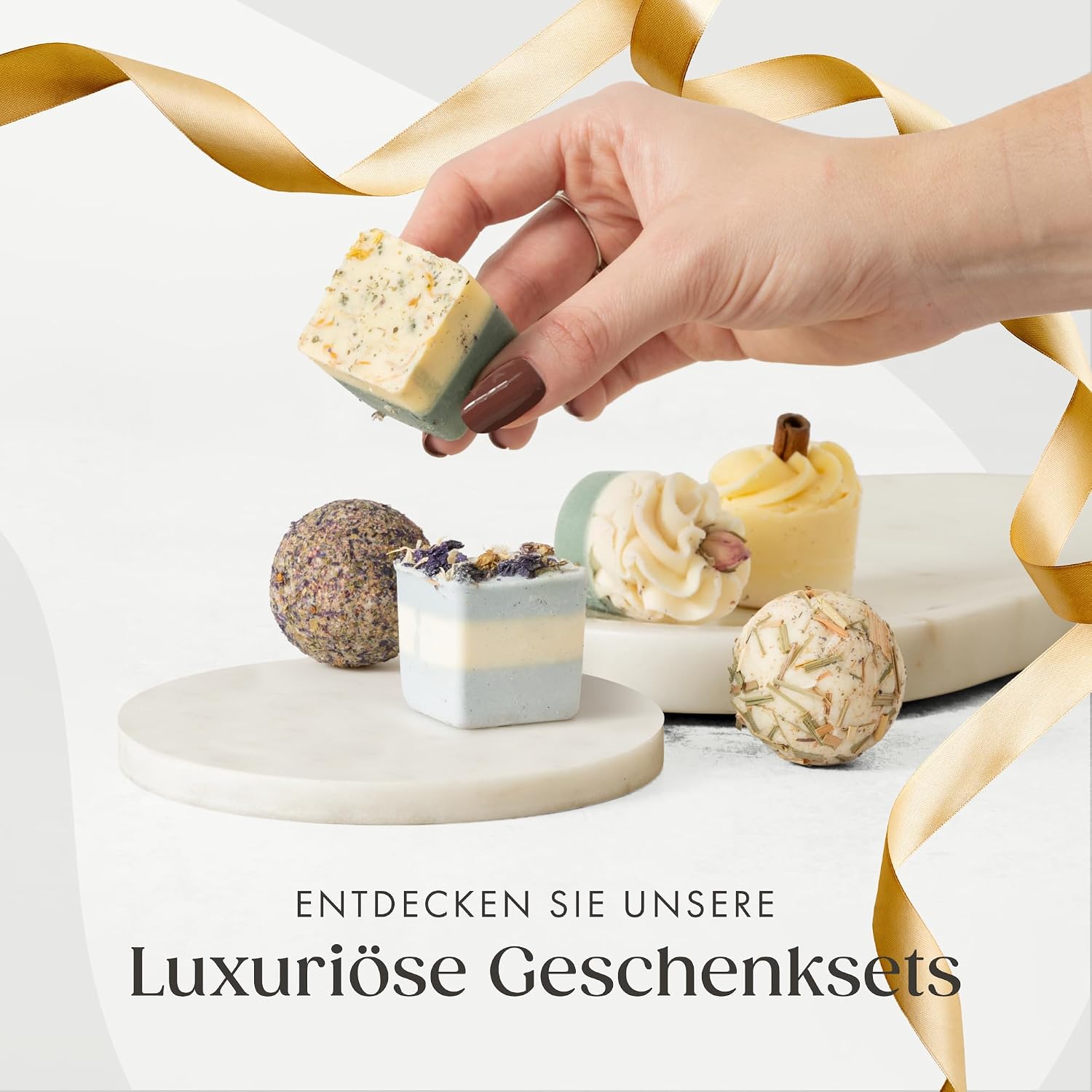 Satin Naturel 7 Luxuriöse Bio Badebomben, Wellness Geschenkset – Bild 8