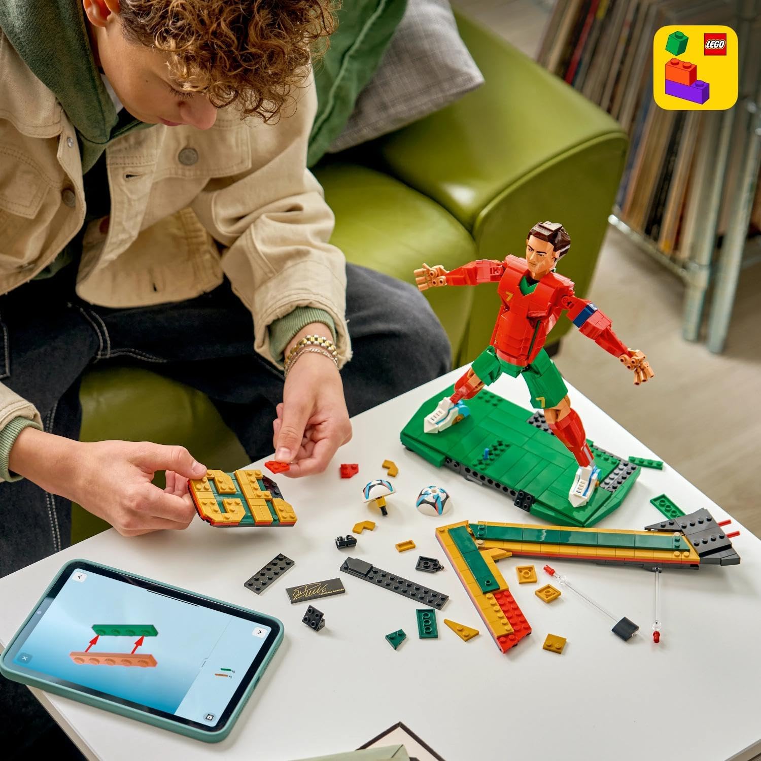 LEGO Editions Cristiano Ronaldo – Fußballlegende 43016 – Bild 8