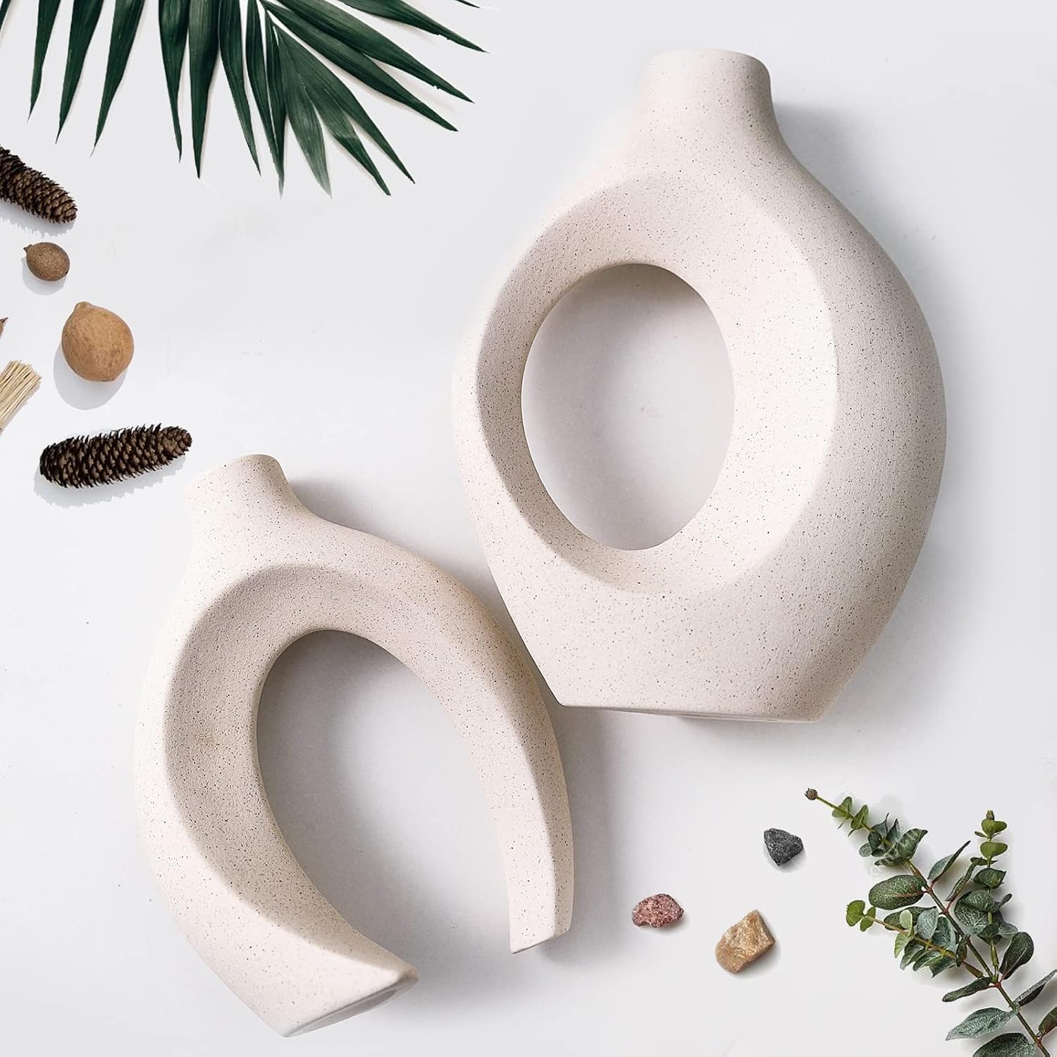 Keramik Vase, SUKIYPO 2er Set Moderne Hohle Vasen, Nordische Vasen Deko – Bild 4