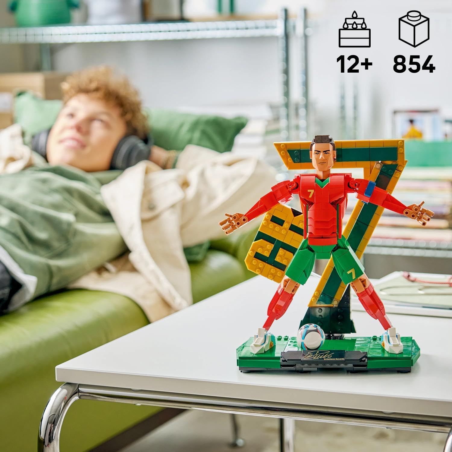 LEGO Editions Cristiano Ronaldo – Fußballlegende 43016 – Bild 3