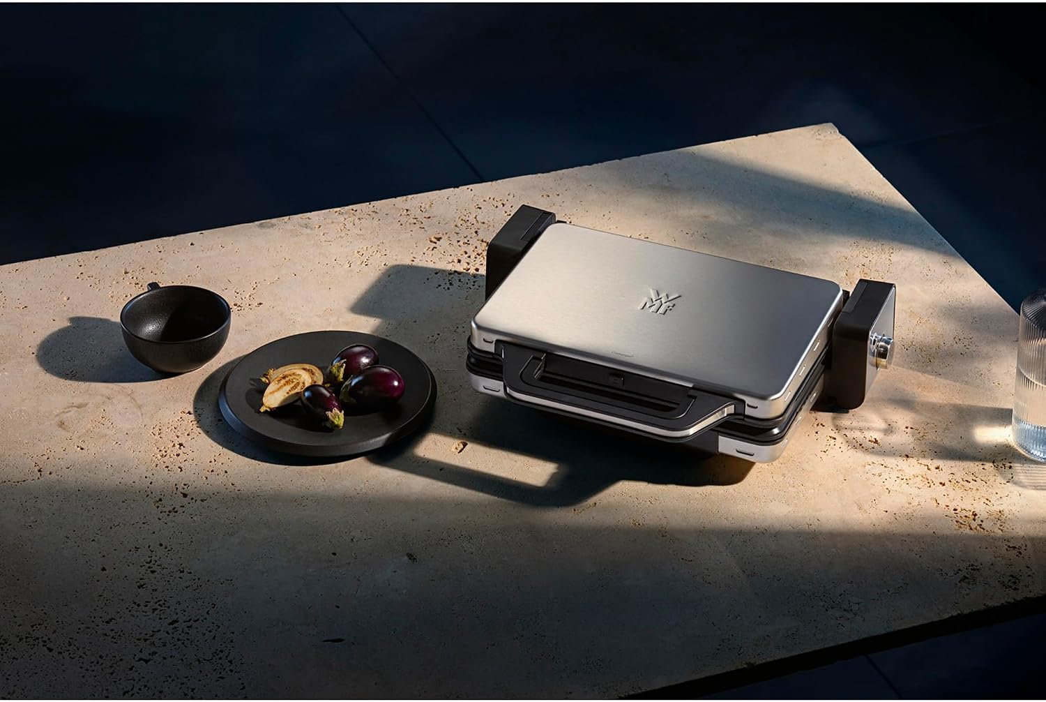 WMF Lono Kontaktgrill 2-in-1, Tischgrill, Plattengriller, Kontaktgrill abnehmbare Platten, spülmaschinenfeste Grillplatten, 2100 W – Bild 2