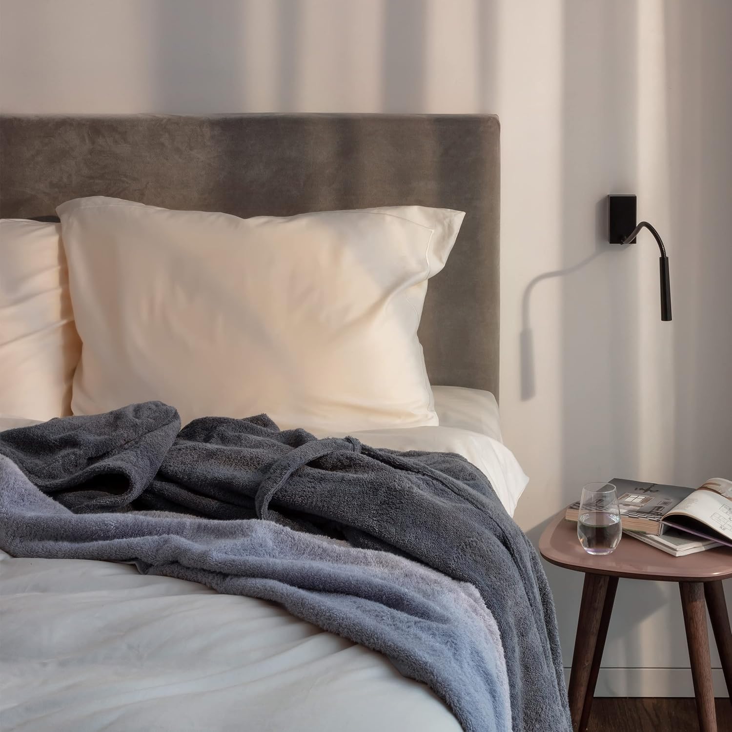 Möve Superwuschel Bademantel mit Kapuze, Größe M, Stone – Bild 5