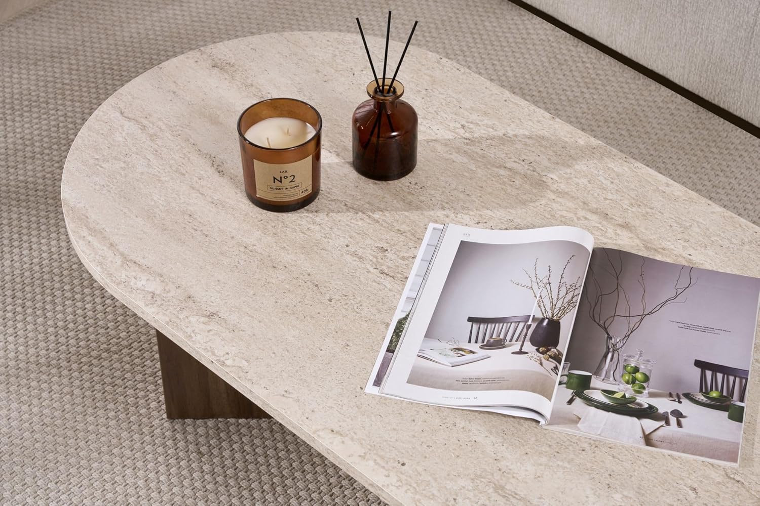 Moderner Couchtisch, 119 cm x 40 cm x 60 cm, Travertine & Walnuss-Farben | 100% melaminbeschichtete Spanplatte, 18 mm Stärke | stilvolles & funktionales Design für zeitgemäße Wohnräume – Bild 7