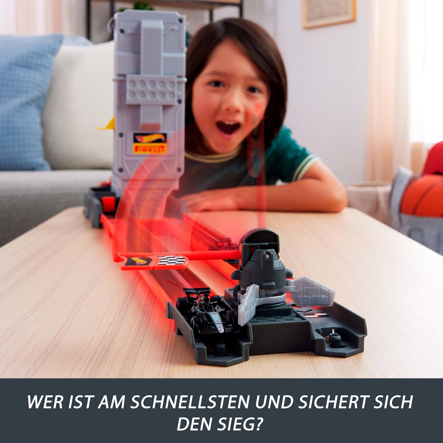Hot Wheels Racing Formel 1 Startaufstellung Start Streckenset & 2 Spielzeugautos – Bild 2