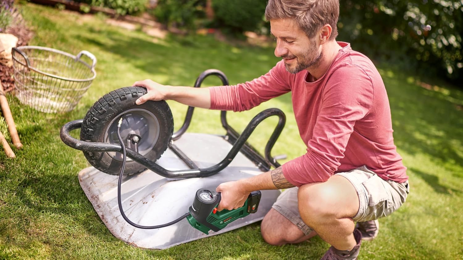 Bosch elektrische Luftpumpe Luftkompressor UniversalPump – Bild 4